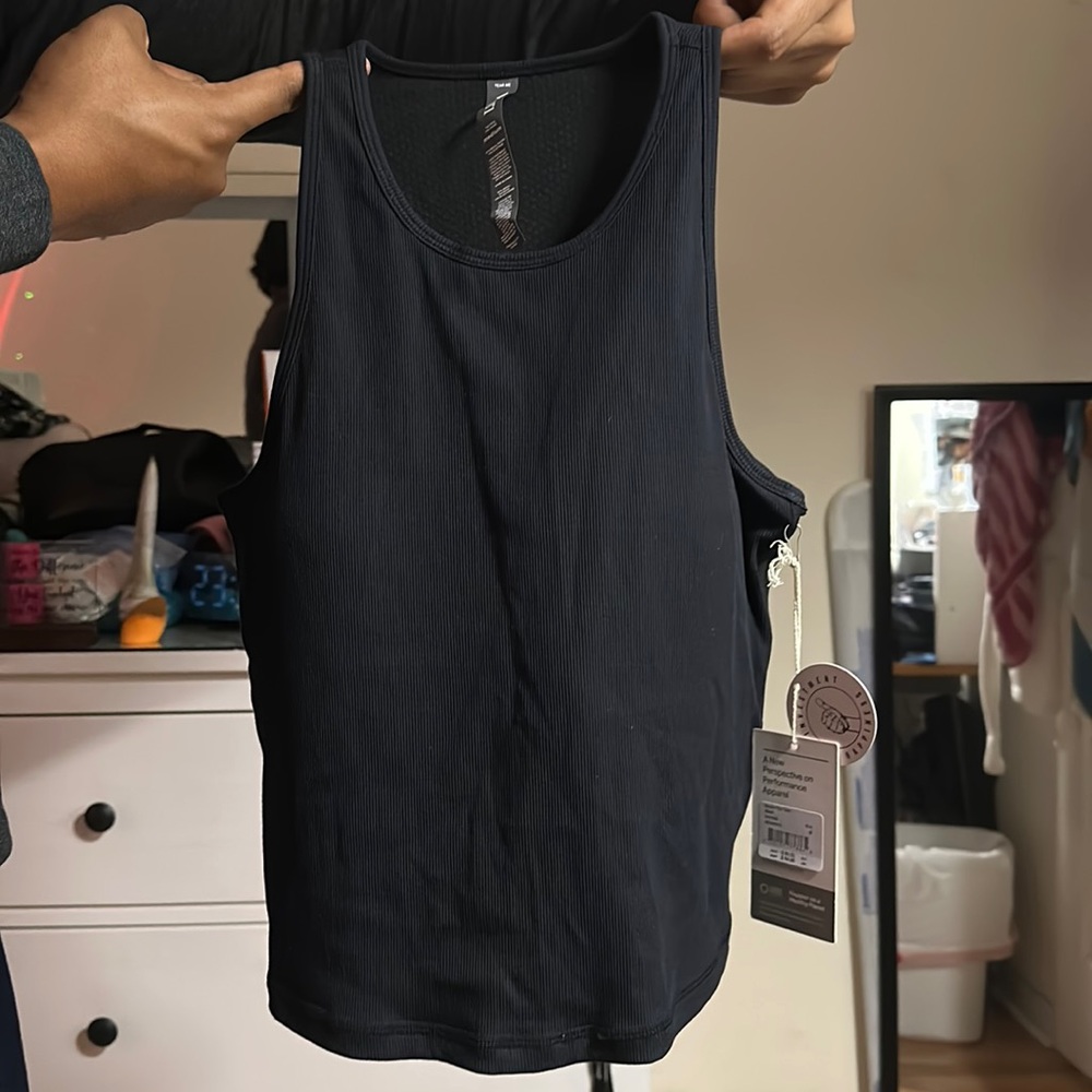 Vuori Mudra Plyo Tank Women’s Black Medium